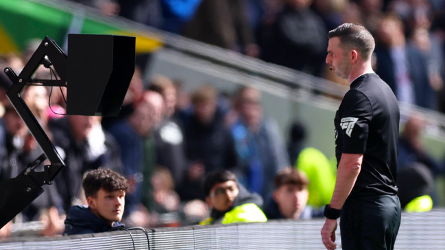 La IFAB fijó fecha para estudiar cambios al uso del VAR y otras tecnologías en el fútbol