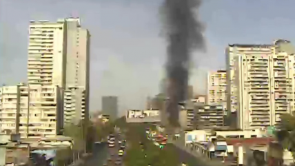   Bomberos controló incendio de locales abandonados en Estación Central 