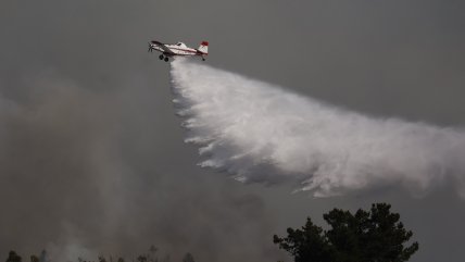  Cochamó: Con drones y patrullas de montaña, Carabineros monitorea incendio argentino  