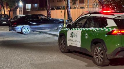   Carabineros detuvo a tres sujetos que protagonizaron persecución policial en auto robado 