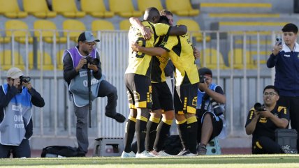   Coquimbo Unido amargó a Universidad Católica y trepó a la parte alta de la Liga de Primera 