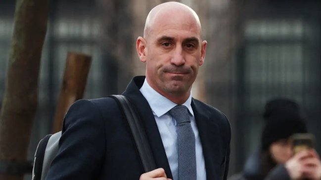 Fiscalía española pidió repetir el juicio contra Luis Rubiales