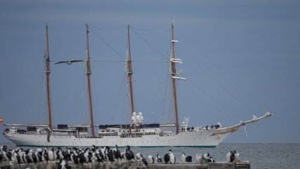   Buque en el que viaja la princesa Leonor de España llegó a Punta Arenas 