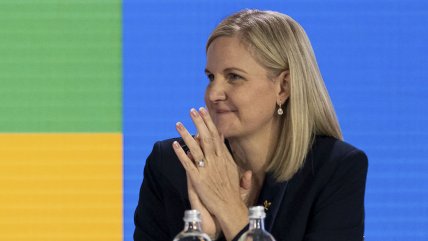   Kirsty Coventry se convirtió en la primera mujer que preside el Comité Olímpico Internacional 