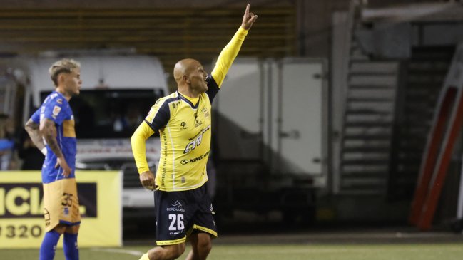 San Luis venció en la agonía en la Copa Chile y amargó el debut del DT Mauricio Larriera en Everton