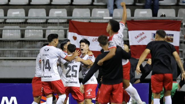 La UC sumó su tercer partido sin ganar en la Copa Chile tras caer ante La Calera en Temuco