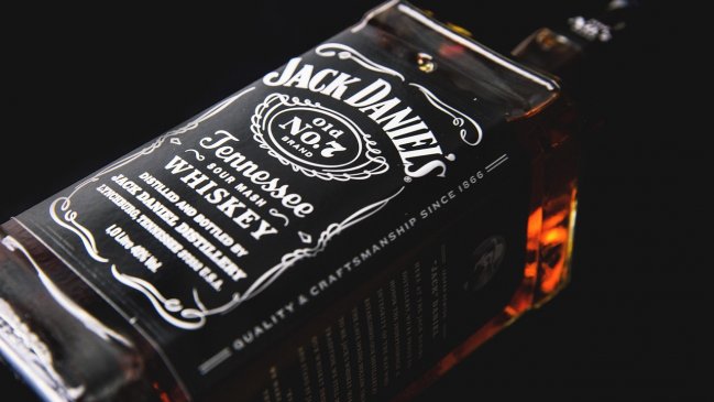 Maipú: Delincuentes falsificaban Jack Daniel's con esencias y alcohol de farmacia