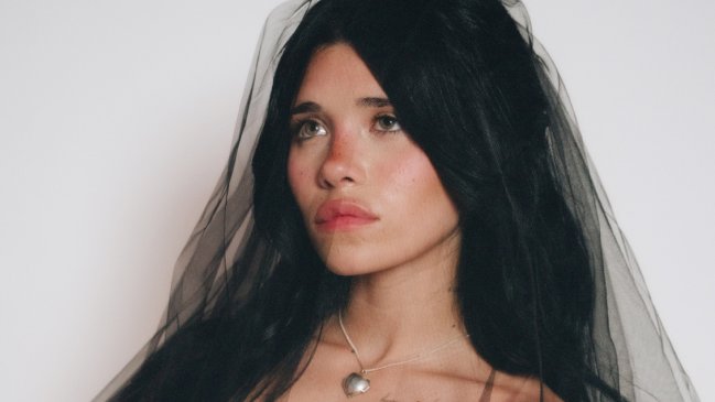 Nessa Barrett canceló su show en Lollapalooza por problemas de salud