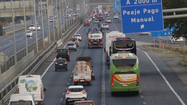 Semana Santa: Más de 285.000 vehículos han salido de la RM