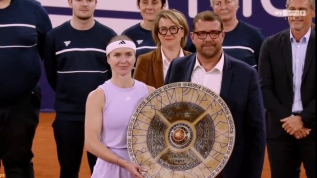 Elina Svitolina volvió a celebrar en la WTA tras dos años