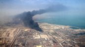 A 40 subieron los muertos por gran explosión en puerto iraní, cuyo incendio continúa