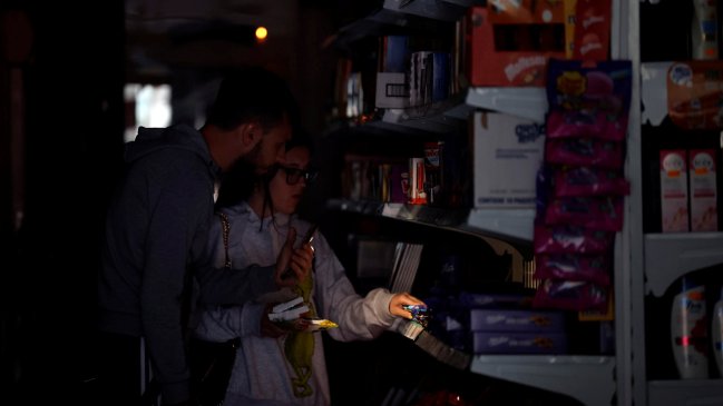 España cifra en 400 millones de euros impacto del apagón en las compras
