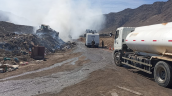 Megaquema de basura en Antofagasta aqueja con gran nube tóxica a viviendas