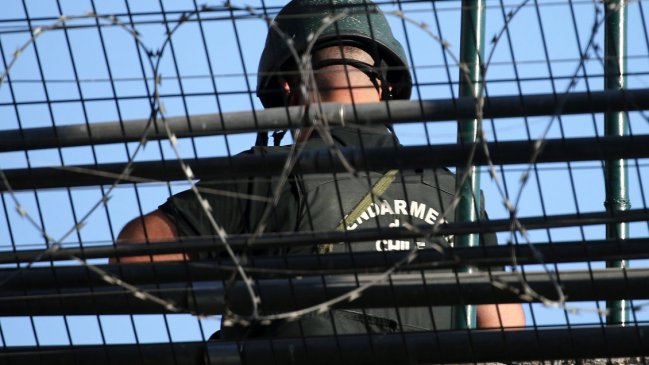 Gendarmes evitaron que reo escapara de la Cárcel de Puerto Montt