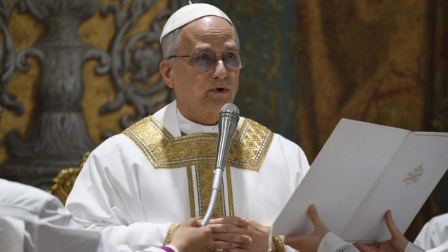 En su primera misa: Papa León XIV pide a los cardenales que 