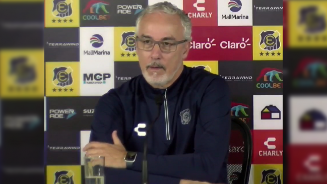 Everton anunció la salida de su presidente ejecutivo Miguel Torrecilla