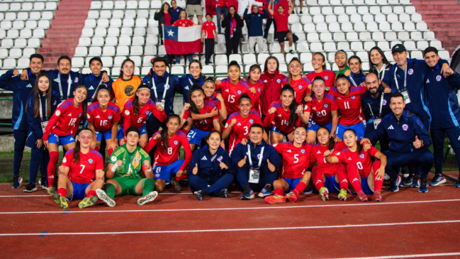 La Roja femenina sub 17 avanzó al hexagonal del Sudamericano pese a caer con Argentina