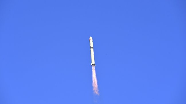 China completa las pruebas de un motor de cohete reutilizable