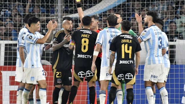 ¡Polémica! Página de Arturo Vidal permitió apostar por si recibía tarjetas en duelo con Racing
