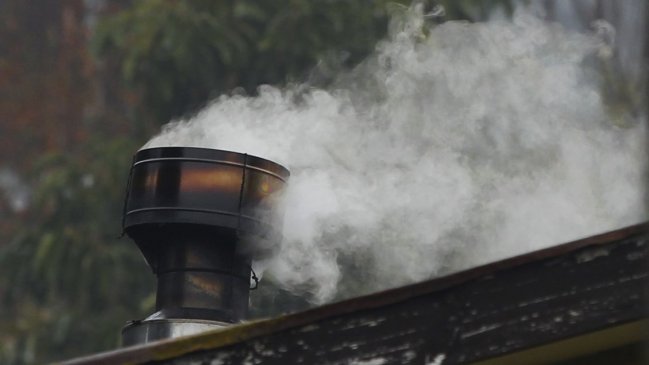 Restringen uso de calefactores a leña en Temuco y Padre Las Casas