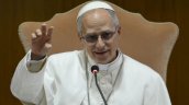 Trump presumió que hermano del papa León XIV es republicano