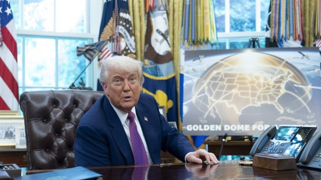 Demandan a Gobierno Trump por poner en peligro a ballenas y tortugas del Golfo de México
