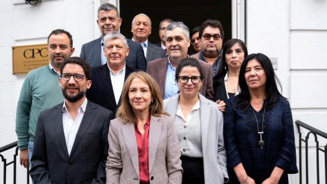 Sala Cuna Universal: Ministros y gremios abordaron indicaciones sustitutivas