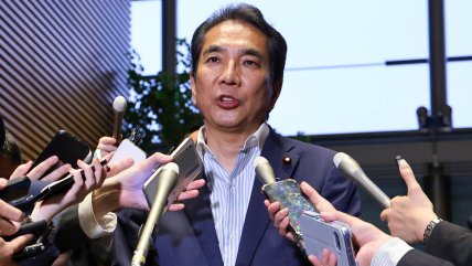  En plena crisis: Ministro de agricultura japonés renunció tras jactarse de tener arroz gratis  