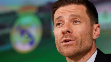   Xabi Alonso firmó su contrato con Real Madrid hasta 2028 