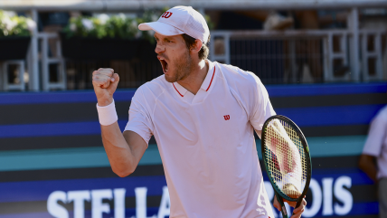   Nicolás Jarry se mide a Arthur Fils en Roland Garros 