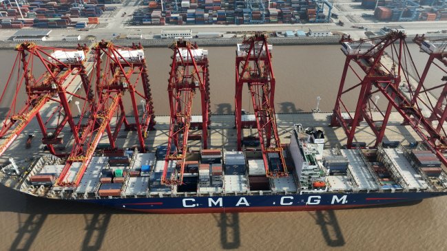 China y Europa lanzan alianza portuaria baja en carbono