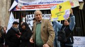 Profesores protestan en frontis del Ministerio de Educación