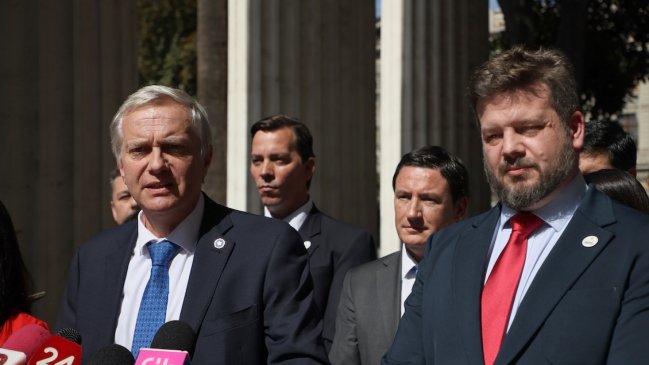 RN por ascenso de Kast: Es evidente que hay trasvasije de votos de Kaiser