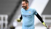 El City deja ir a Scott Carson, el portero de los 12 títulos en 108 minutos jugados