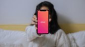 Tinder desata polémica al permitir filtrar por estatura con su plan de pago