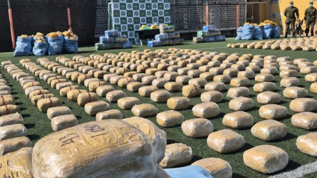 En prisión quedaron sujetos que portaban más de 1,2 toneladas de droga en Antofagasta