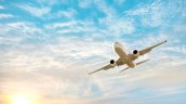 Hombre se hacía pasar por auxiliar de vuelo y viajó más de 120 veces gratis