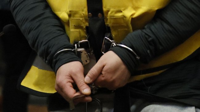 Alto Hospicio: Sujeto acusado de violar a su hijastra quedó en prisión preventiva