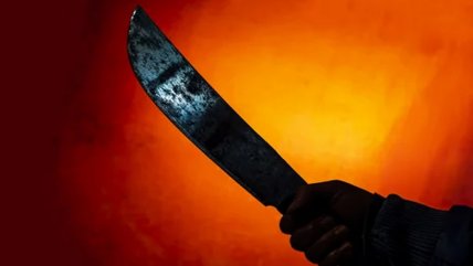  Sujeto denunciado por VIF fue abatido tras atacar con machete a carabinero  