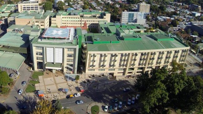 Hombre de 80 años mató a su esposa de 74 en el hospital de Los Ángeles