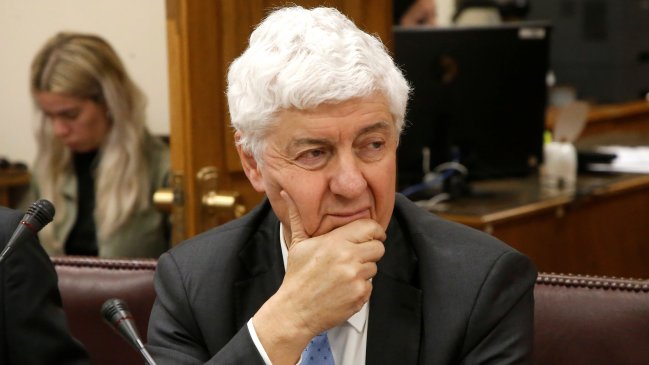 Contribuciones: Director del SII admitió error en mención al 
