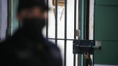 Hallan muerto en su celda a imputado por homicidio de hijastro con TEA