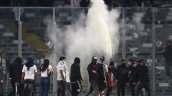 Detuvieron a tres barristas por incidentes en duelo de Colo Colo y Fortaleza en el Monumental
