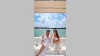 Mauricio Isla aprovecha el receso del fútbol con su pareja en Cancún