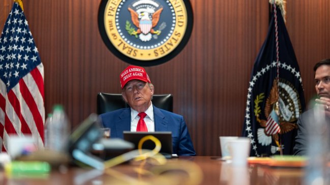 Trump asegura que salvó la vida de líder supremo iraní al no revelar su paradero a Israel