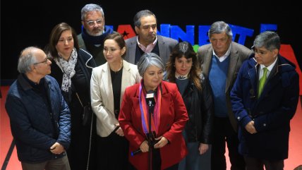   Jara inició estrategia postprimaria con mesa política del oficialismo 