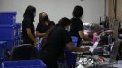 Experta y alza en desempleo: Mujeres no encuentran empleo porque tienen más responsabilidades en los hogares