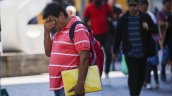 Economista: Si a un presidente le importaran los más pobres, debería bajar el salario mínimo