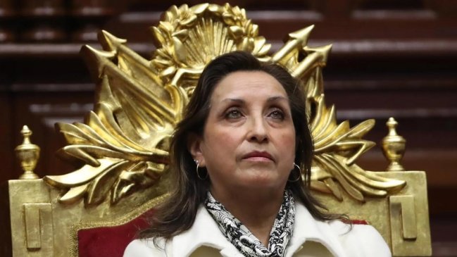 Boluarte deberá dar explicaciones en el Congreso de Perú por haber duplicado su sueldo