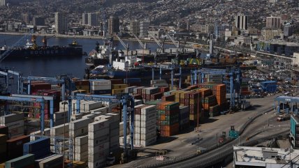 Cifra récord: Exportaciones de Chile crecieron 6,7% en bienes y 13,4% en servicios Cifra récord: Exportaciones de Chile crecieron 6,7% en bienes y 13,4% en servicios